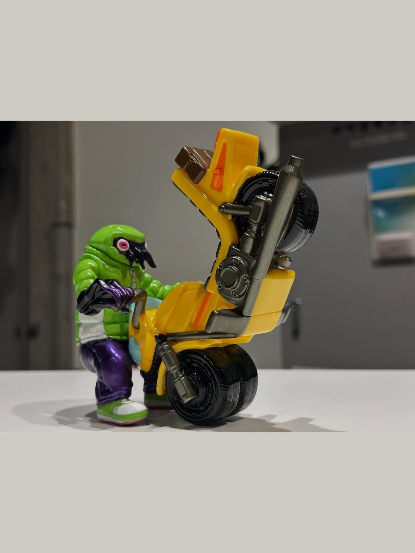 Devil Toys X Gyaromi Oid Trike - Mô hình Sofubi Figure cao cấp Devil Toys - Hình ảnh bổ sung 5