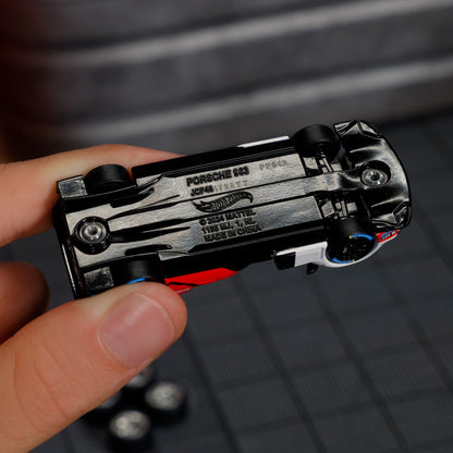 Hot Wheels Elite 64 Porsche 963