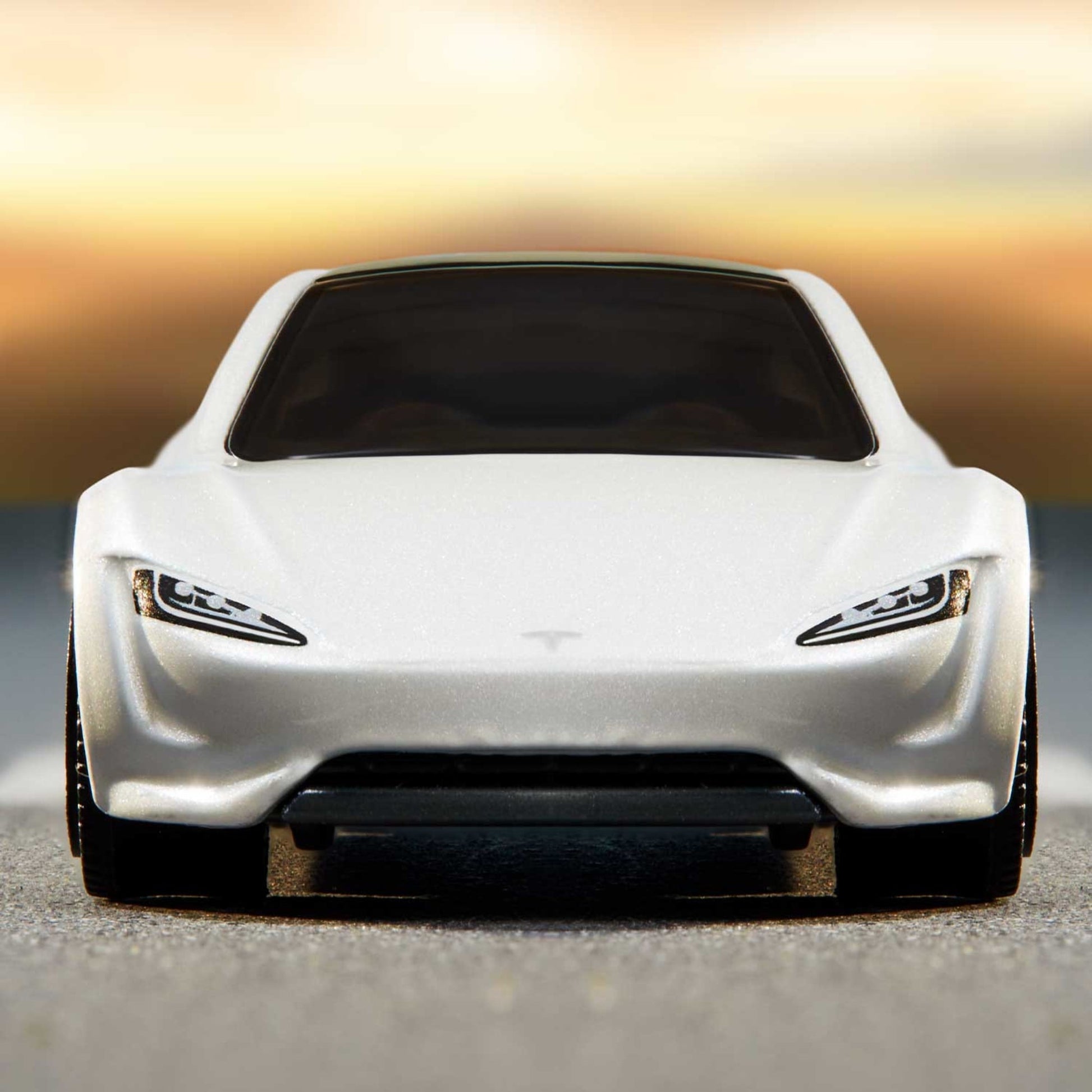 Matchbox Tesla Roadster Mô Hình Xe Điện Tái Chế 1:64 Matchbox - Hình ảnh chi tiết 2
