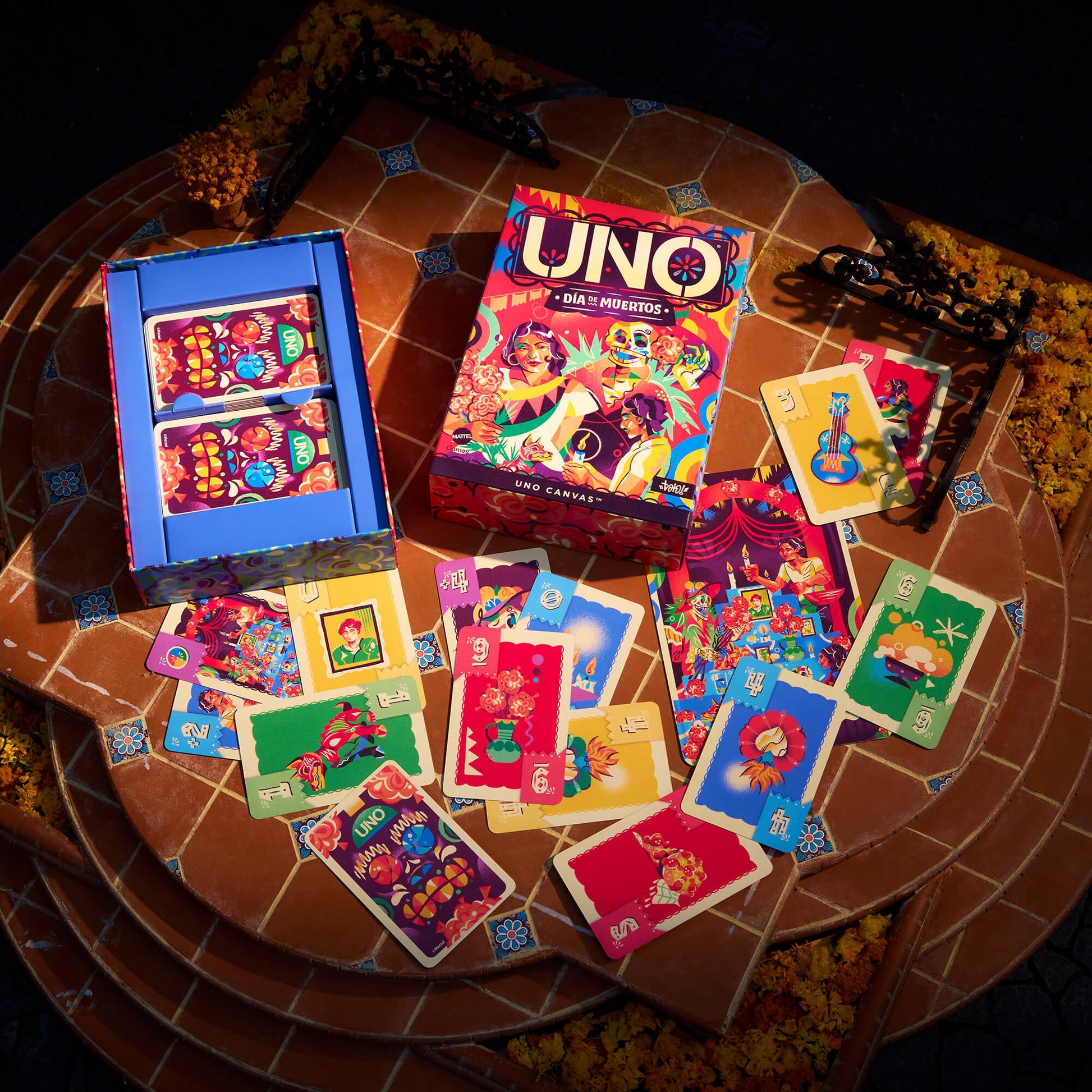 UNO Canvas Día de Muertos Card Game - Trò Chơi Bài Nghệ Thuật - Mattel Creations Mattel - ảnh 2 - Card Game