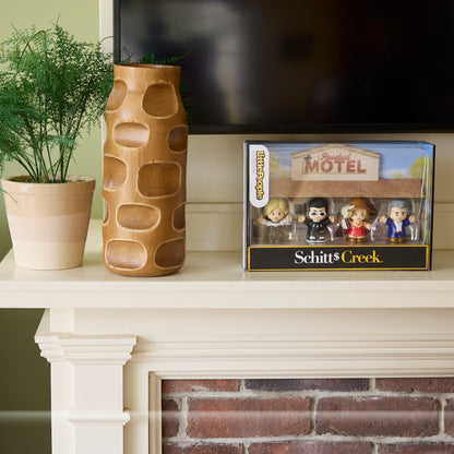 Little People Collector Schitt's Creek Special Edition Set - Hình ảnh bổ sung 6