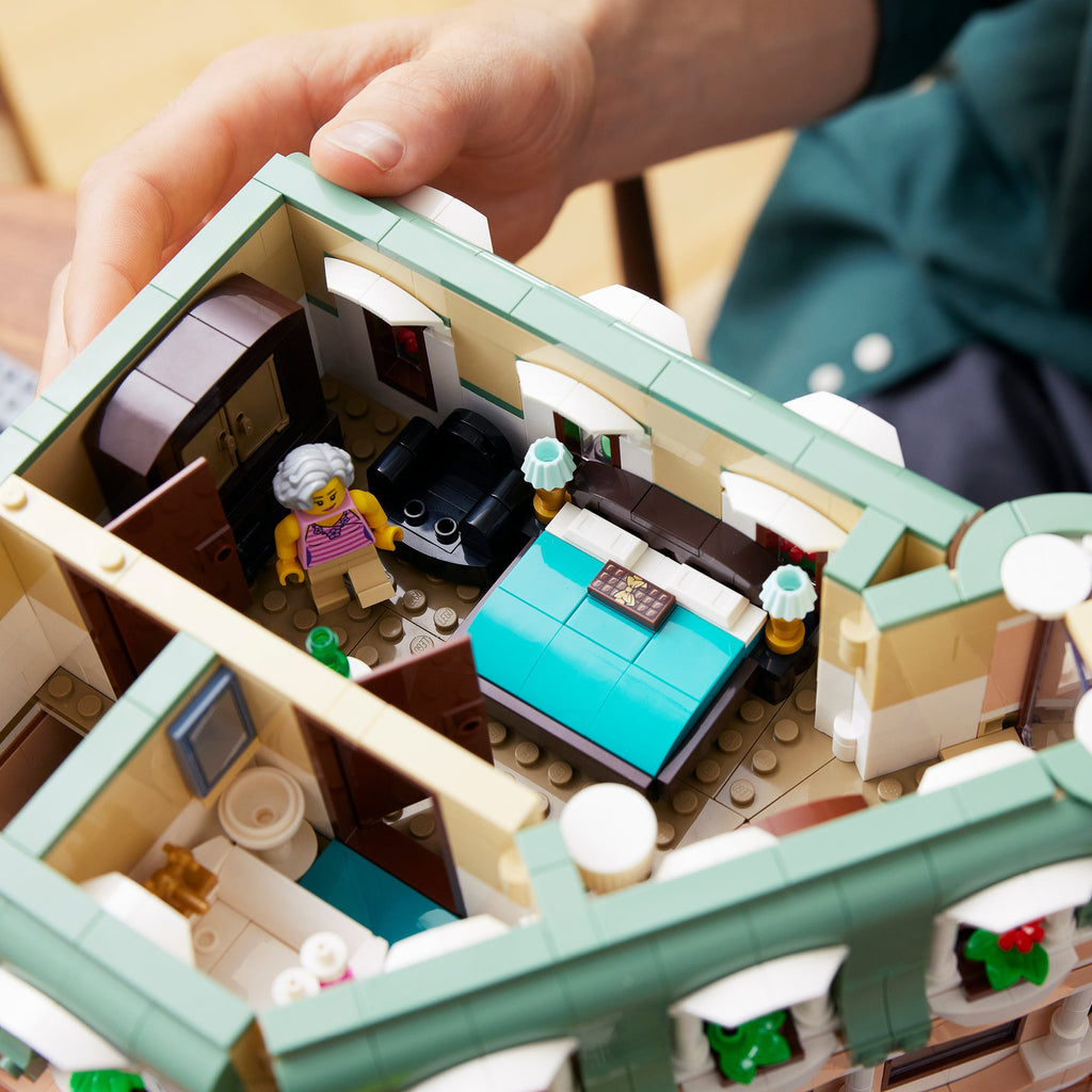 LEGO® Creator Expert Boutique Hotel - Mô hình Khách sạn Cổ điển - LEGO 10297 LEGO - ảnh 3 - Lego