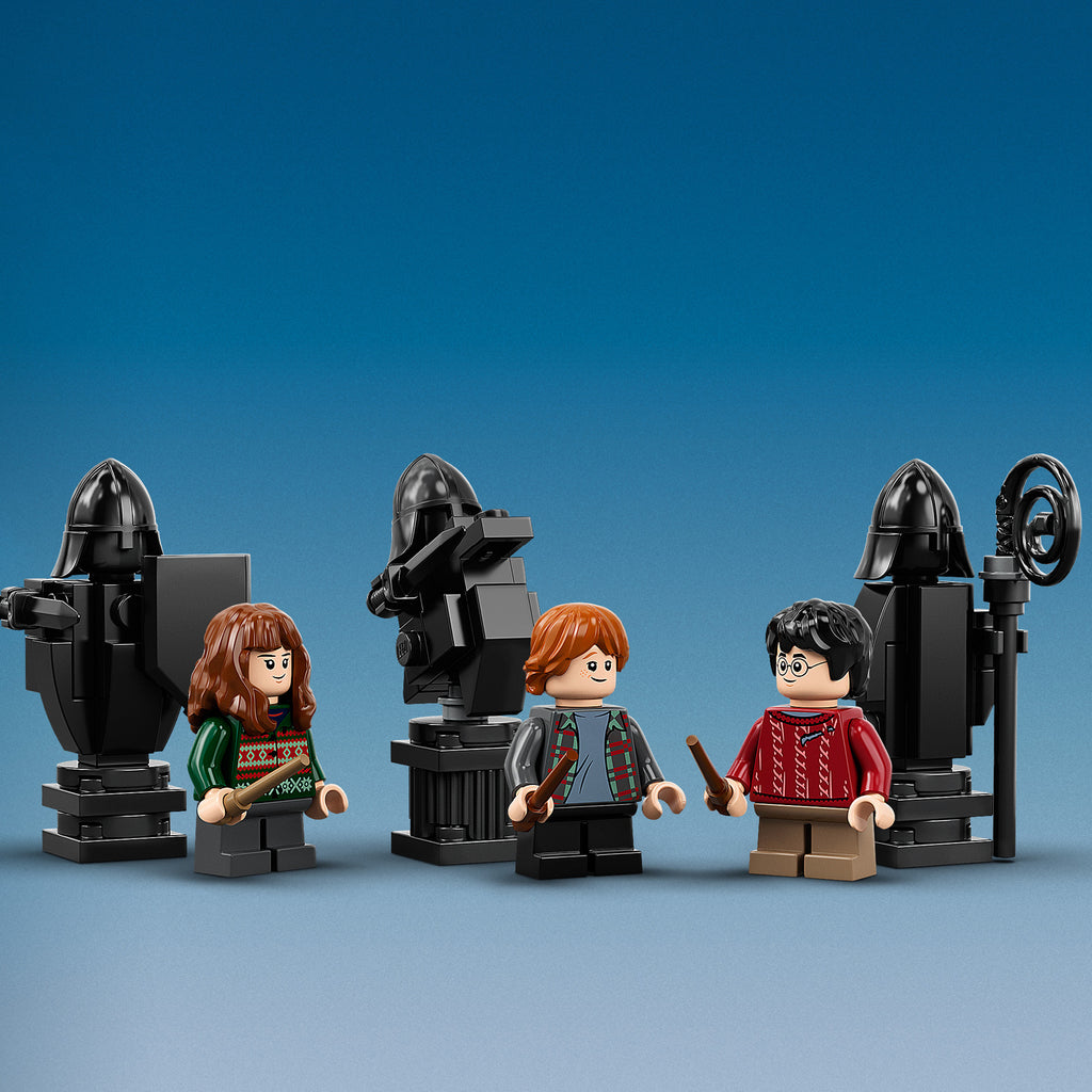 LEGO® Harry Potter Hogwarts™ Wizard’s Chess - Bộ Cờ Vua Phù Thủy Lắp Ráp - LEGO 76392