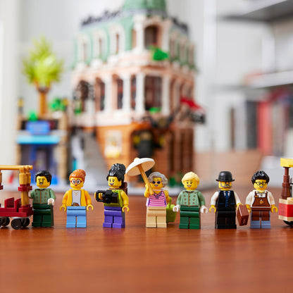 LEGO® Creator Expert Boutique Hotel - Mô hình Khách sạn Cổ điển - LEGO 10297