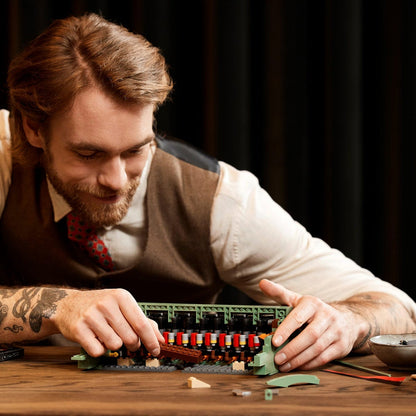 LEGO® Ideas Typewriter - Bộ Lắp Ráp Máy Đánh Chữ Cổ Điển - LEGO 21327