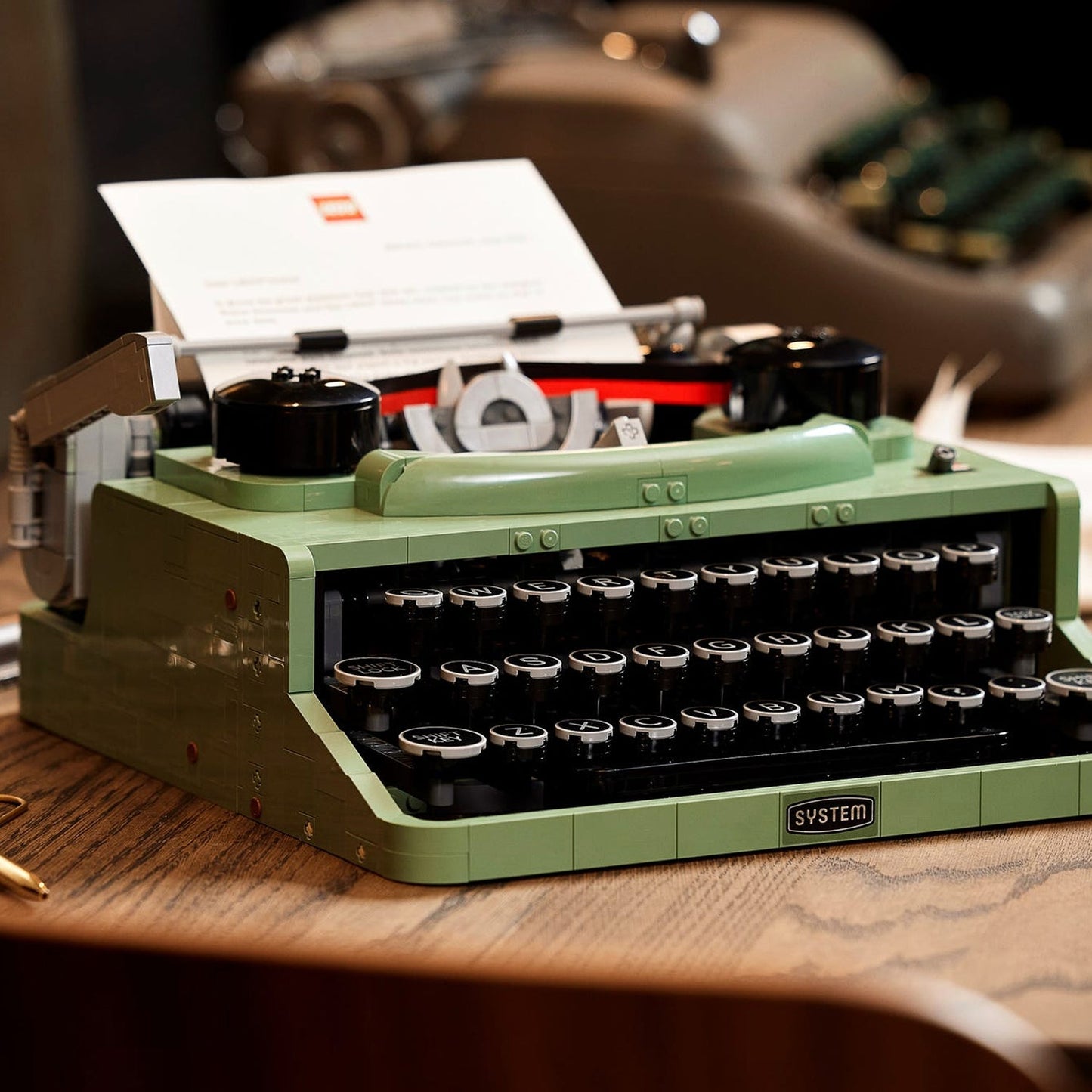 LEGO® Ideas Typewriter - Bộ Lắp Ráp Máy Đánh Chữ Cổ Điển - LEGO 21327