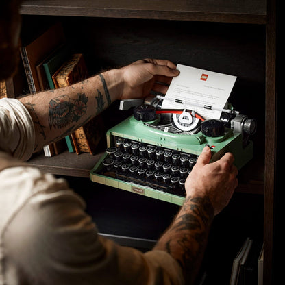 LEGO® Ideas Typewriter - Bộ Lắp Ráp Máy Đánh Chữ Cổ Điển - LEGO 21327
