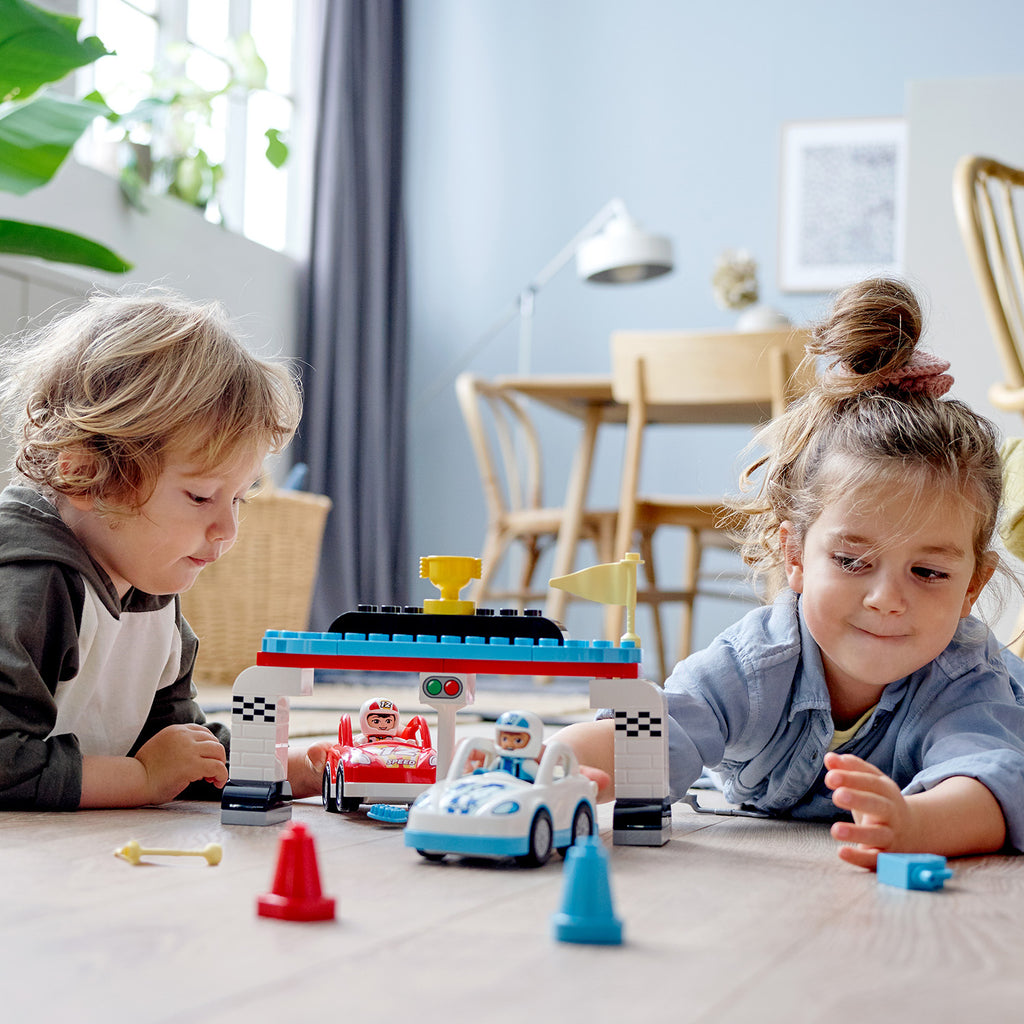 LEGO® DUPLO™ Town Race Cars - Bộ Đồ Chơi Xe Đua Sáng Tạo - LEGO 10947 LEGO - ảnh 3 - LEGO DUPLO