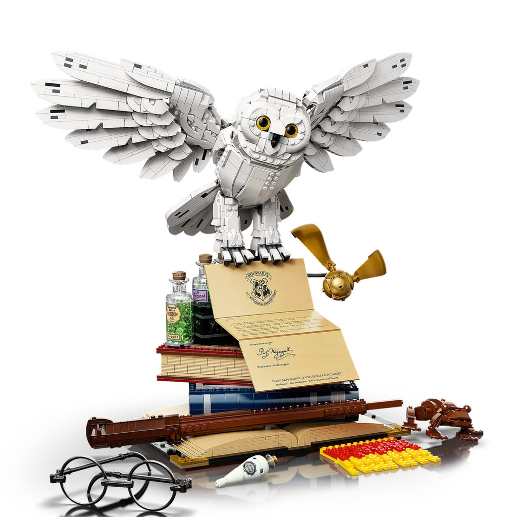 LEGO® Harry Potter™ Hogwarts™ Icons - Collectors Edition Bộ lắp ráp Biểu tượng Hogwarts™ 76391 - Góc nhìn khác 3