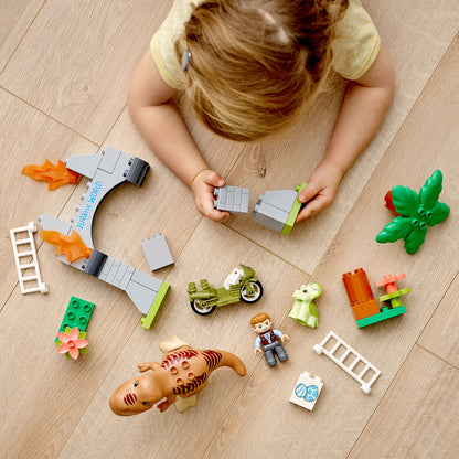LEGO® DUPLO™ T. rex and Triceratops Dinosaur Breakout - Đồ chơi lắp ráp khủng long LEGO 10939 - Góc nhìn khác 3