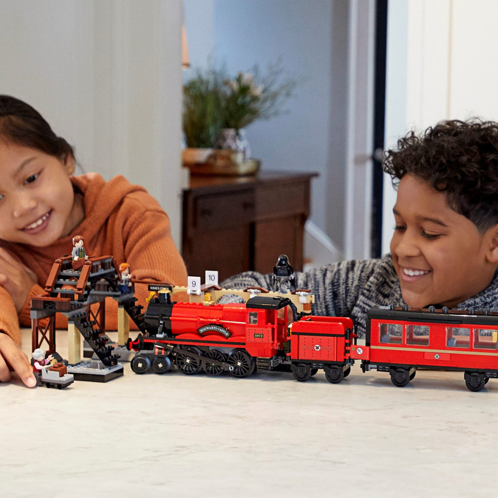 LEGO® Harry Potter™ Hogwarts™ Express - Đồ Chơi Lắp Ráp Tàu Hỏa Pháp Thuật 75955 - LEGO - Hình ảnh bổ sung 4