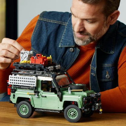 LEGO® ICONS™ Land Rover Classic Defender 90 - Mô Hình Xe Địa Hình Cổ Điển (10317) - LEGO - Góc nhìn khác 3