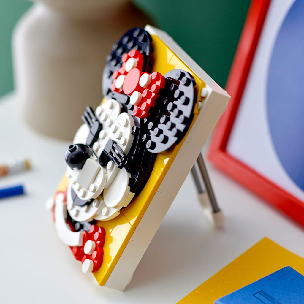 LEGO® Brick Sketches™ Minnie Mouse - Chân dung 3D Disney - LEGO 40457 - Hình ảnh bổ sung 4