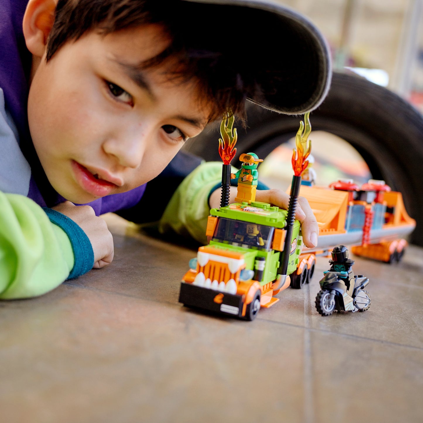 LEGO® City Stunt Show Truck Xe Tải Biểu Diễn Mô Tô Mạo Hiểm 60294 - Hình ảnh bổ sung 6