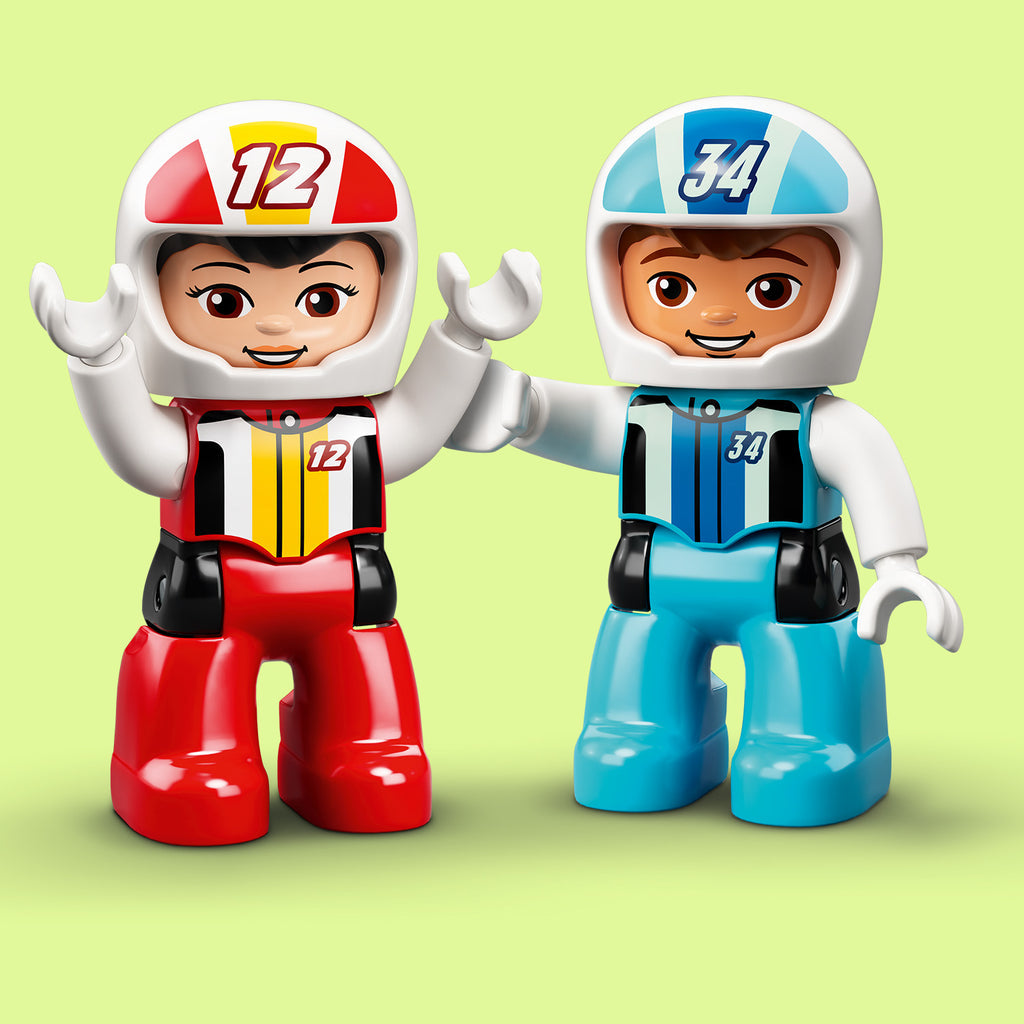 LEGO® DUPLO™ Town Race Cars - Bộ Đồ Chơi Xe Đua Sáng Tạo - LEGO 10947 - Góc nhìn khác 3