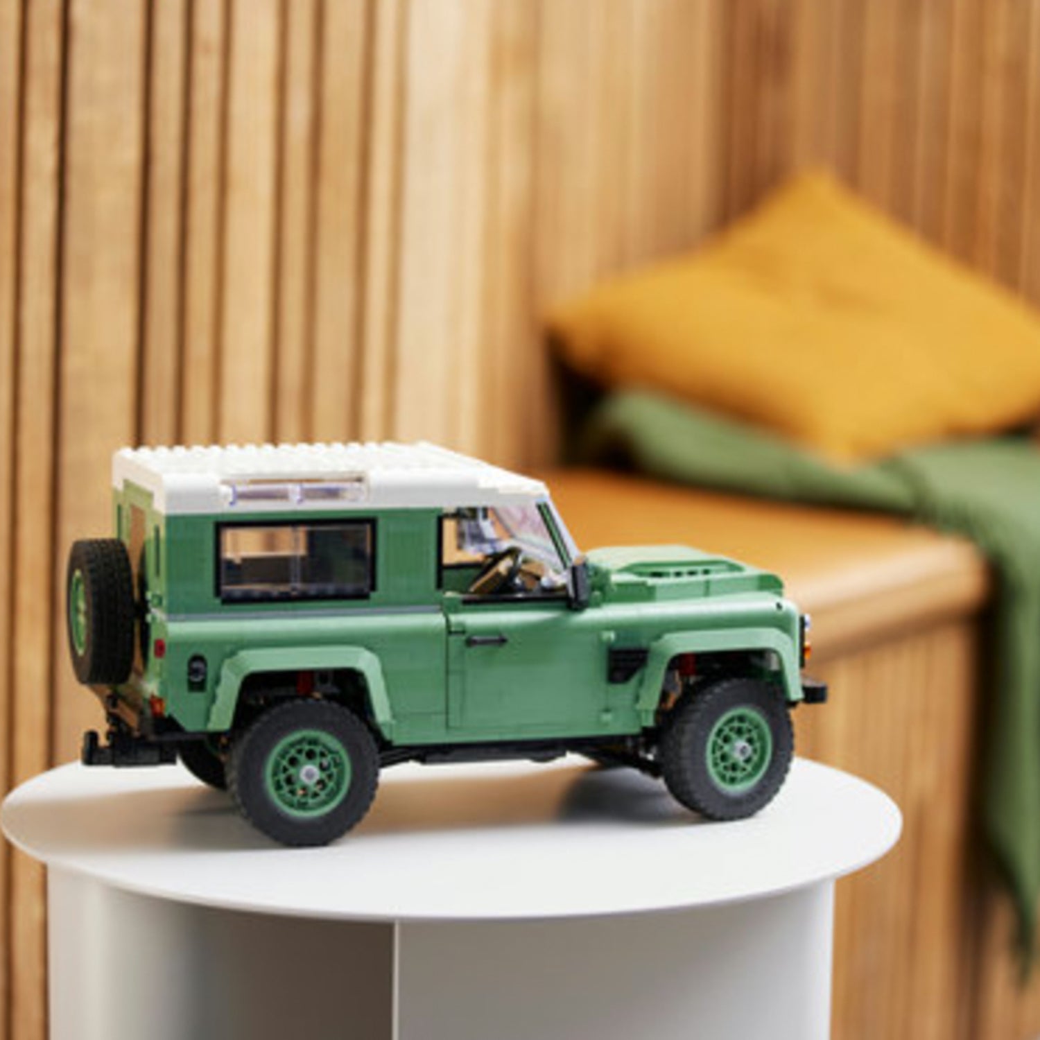 LEGO® ICONS™ Land Rover Classic Defender 90 - Mô Hình Xe Địa Hình Cổ Điển (10317) - LEGO - Hình ảnh bổ sung 6
