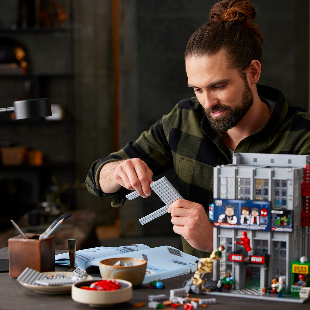 LEGO® Marvel Spider-Man Daily Bugle - Bộ Lắp Ráp Tòa Nhà Daily Bugle - LEGO 76178 LEGO - ảnh 2 - LEGO Construction Set