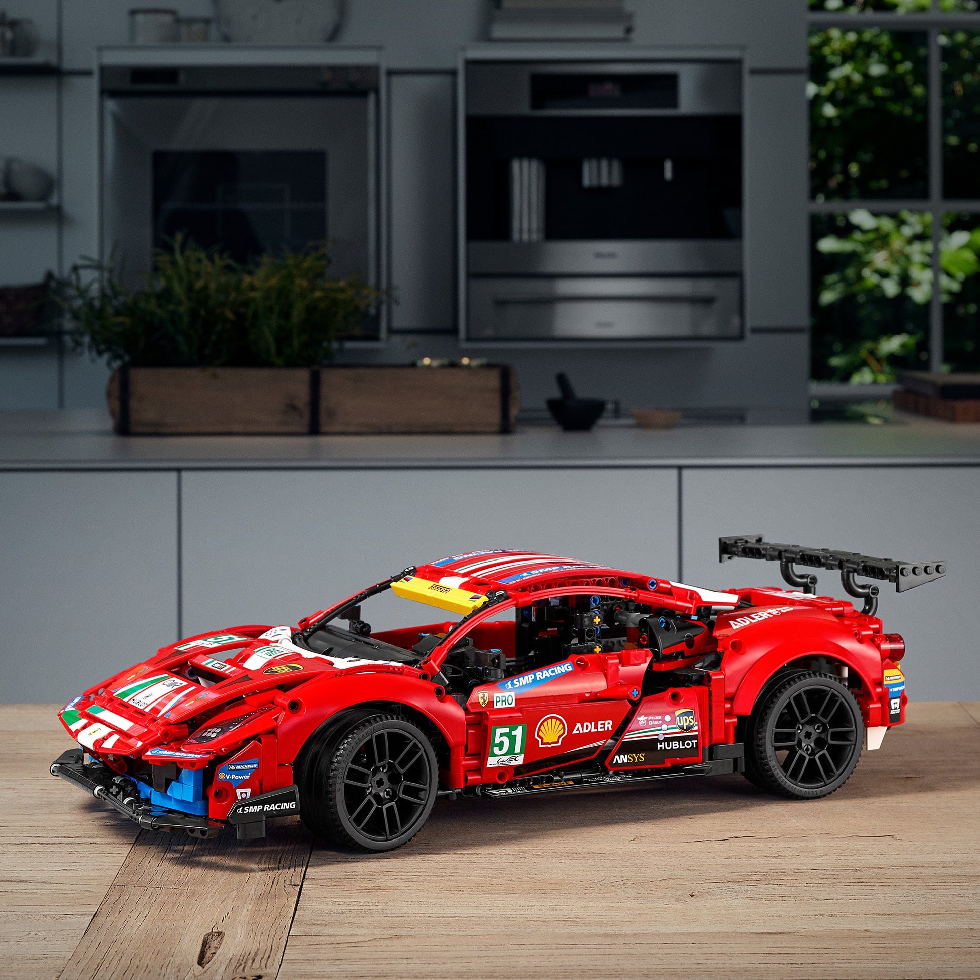 LEGO® Technic™ Ferrari 488 GTE “AF Corse #51” - Mô Hình Xe Đua Siêu Cấp - LEGO 42125 - Hình ảnh bổ sung 8