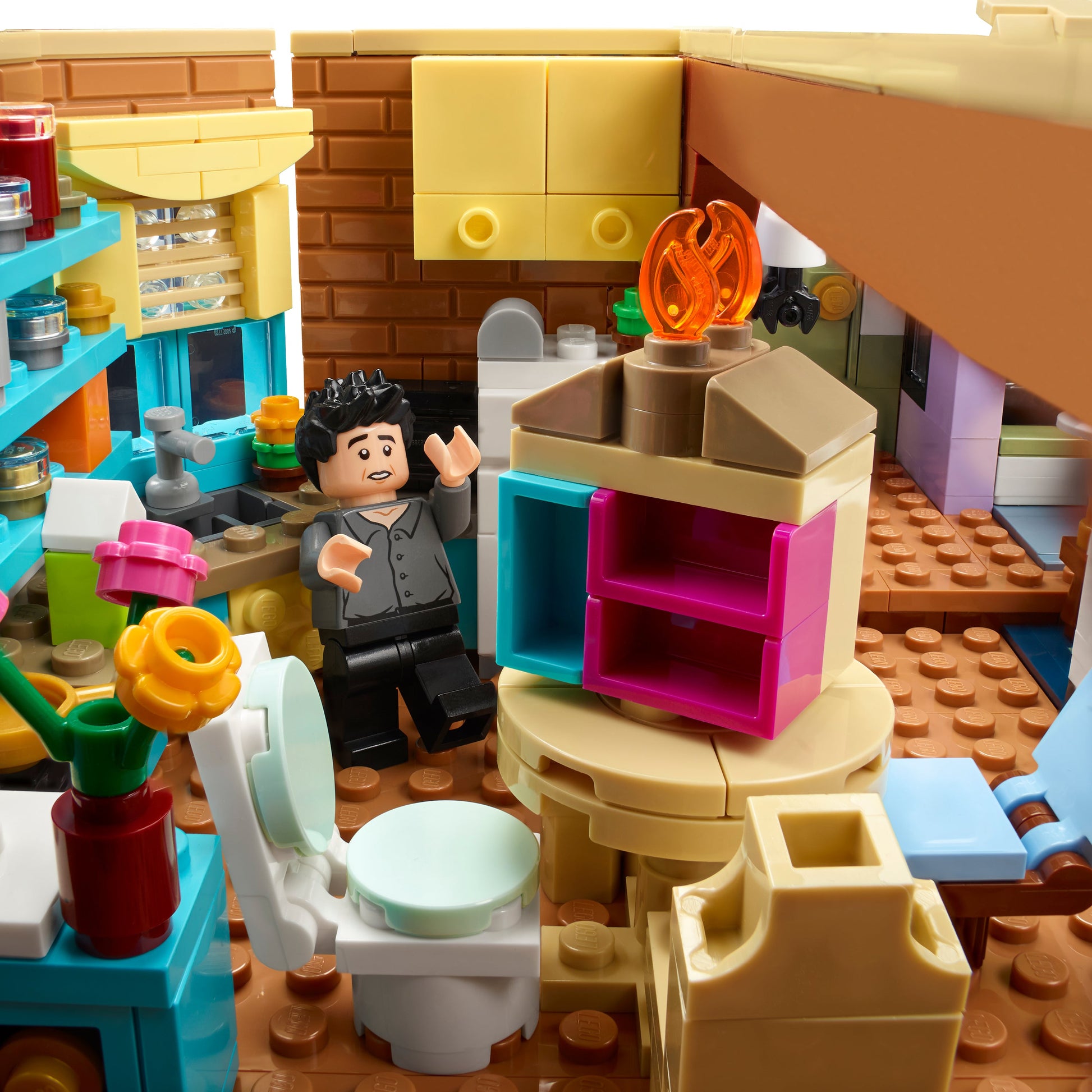 LEGO® Creator Expert The Friends Apartments - Mô hình Lắp ráp Căn hộ Những người bạn - LEGO 10292 LEGO - ảnh 1 - LEGO Creator