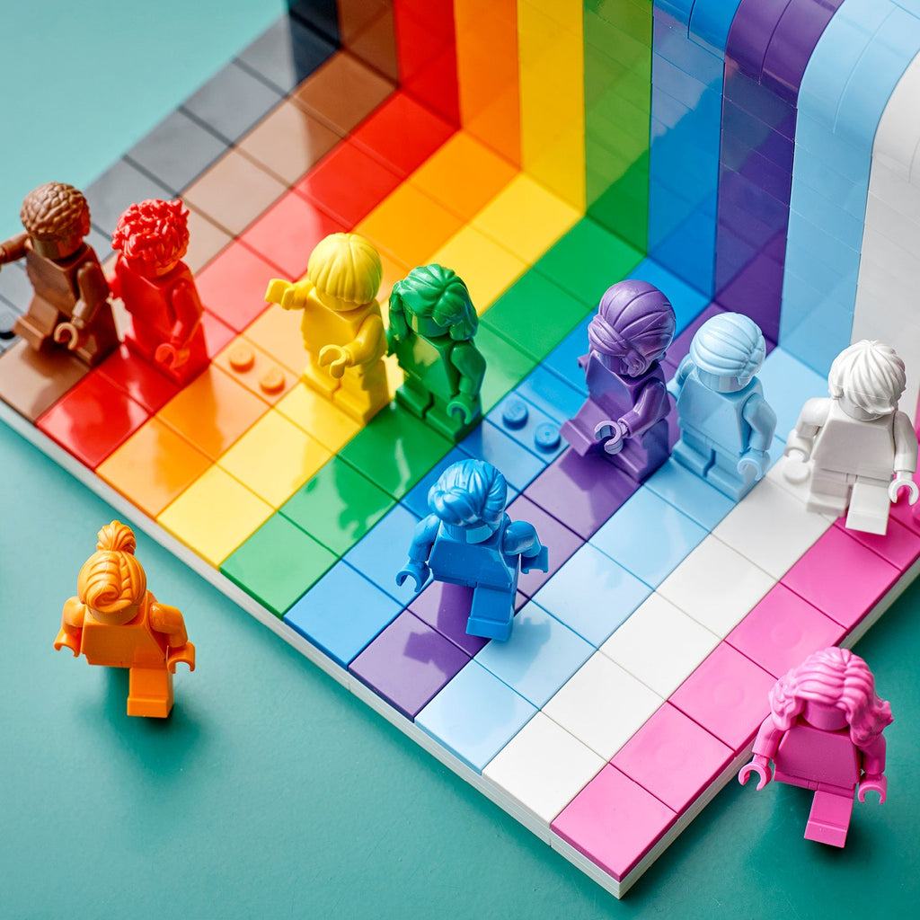 LEGO® Everyone is Awesome - Bộ Lắp Ráp Mô Hình Cầu Vồng Tôn Vinh Sự Đa Dạng - LEGO Icons 40516 LEGO - ảnh 5 - LEGO Sets