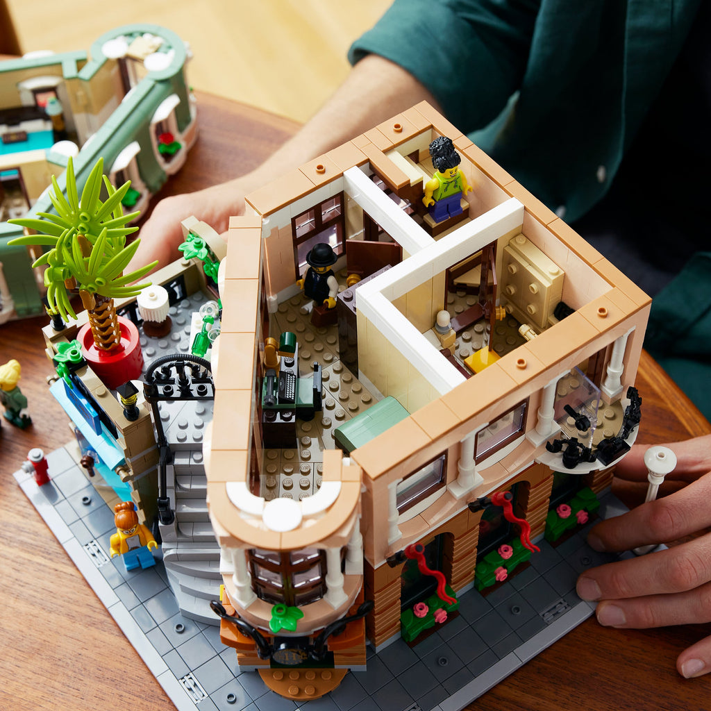 LEGO® Creator Expert Boutique Hotel - Mô hình Khách sạn Cổ điển - LEGO 10297 LEGO - ảnh 2 - Lego