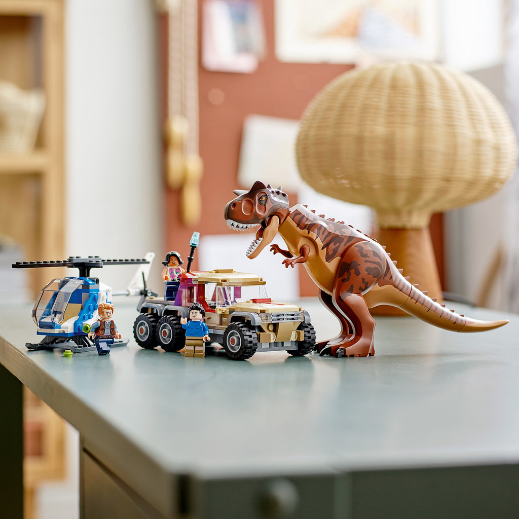 LEGO® Jurassic World Carnotaurus Dinosaur Chase - Đồ chơi lắp ráp Khủng long Carnotaurus - LEGO 76941 - Góc nhìn khác 3