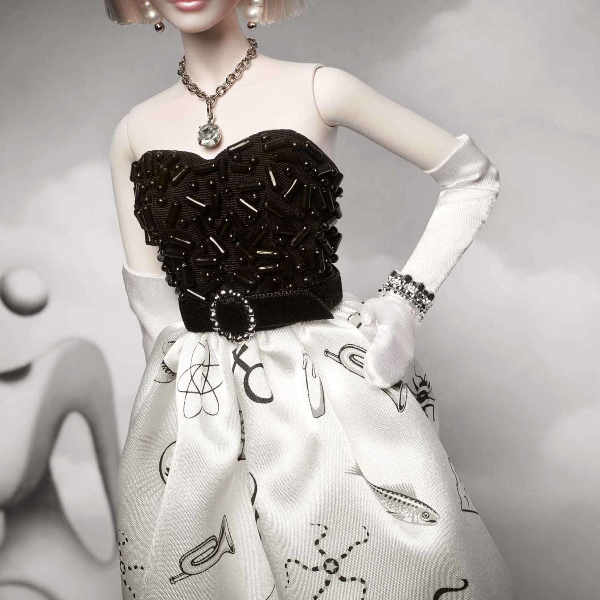 Black and White Surrealist Ball Mark Ryden x Barbie Doll - Bộ 2 Búp Bê Sưu Tầm Cao Cấp - Barbie Signature - Hình ảnh bổ sung 4
