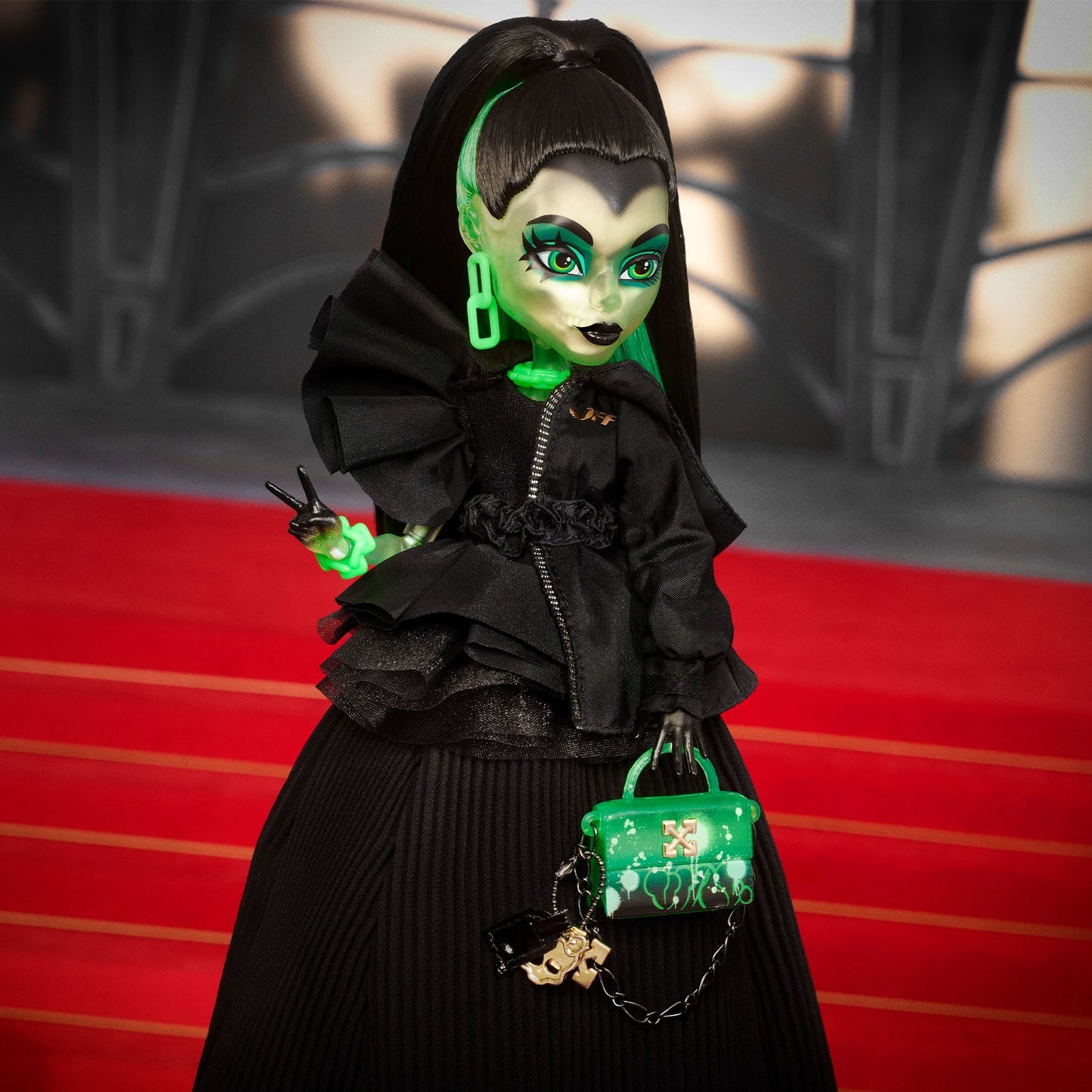 Off-White™ c/o Monster High Symphanee Midnight Doll - Búp Bê Thời Trang Sưu Tầm Cao Cấp - Monster High HNV18 - Hình ảnh bổ sung 7