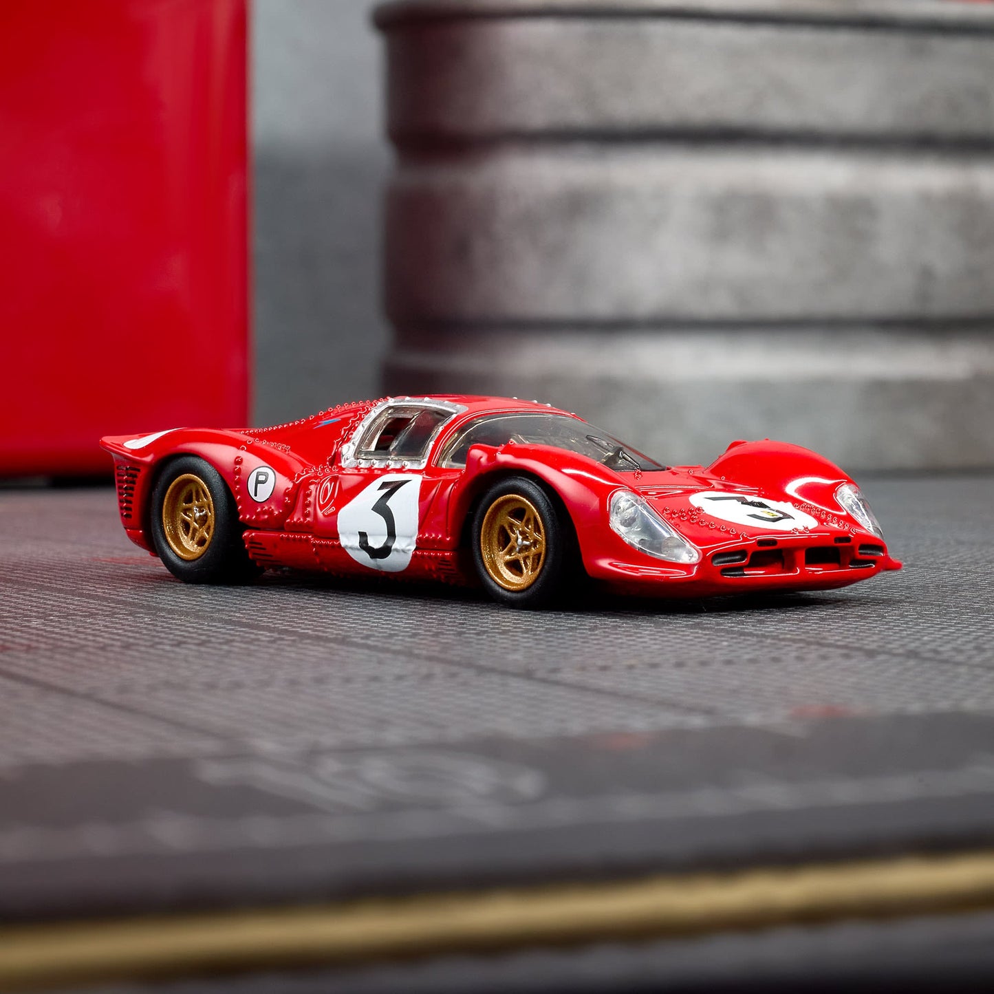 Hot Wheels® Elite 64 1967 Ferrari 330 P4