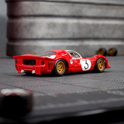 Hot Wheels® Elite 64 1967 Ferrari 330 P4