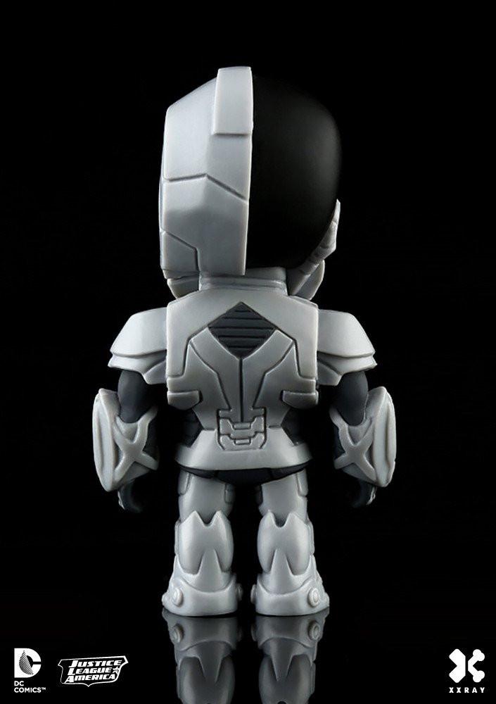 Mighty Jaxx Cyborg Xxray - Mô Hình Nghệ Thuật Giải Phẫu Jason Freeny - Hình ảnh chi tiết 2