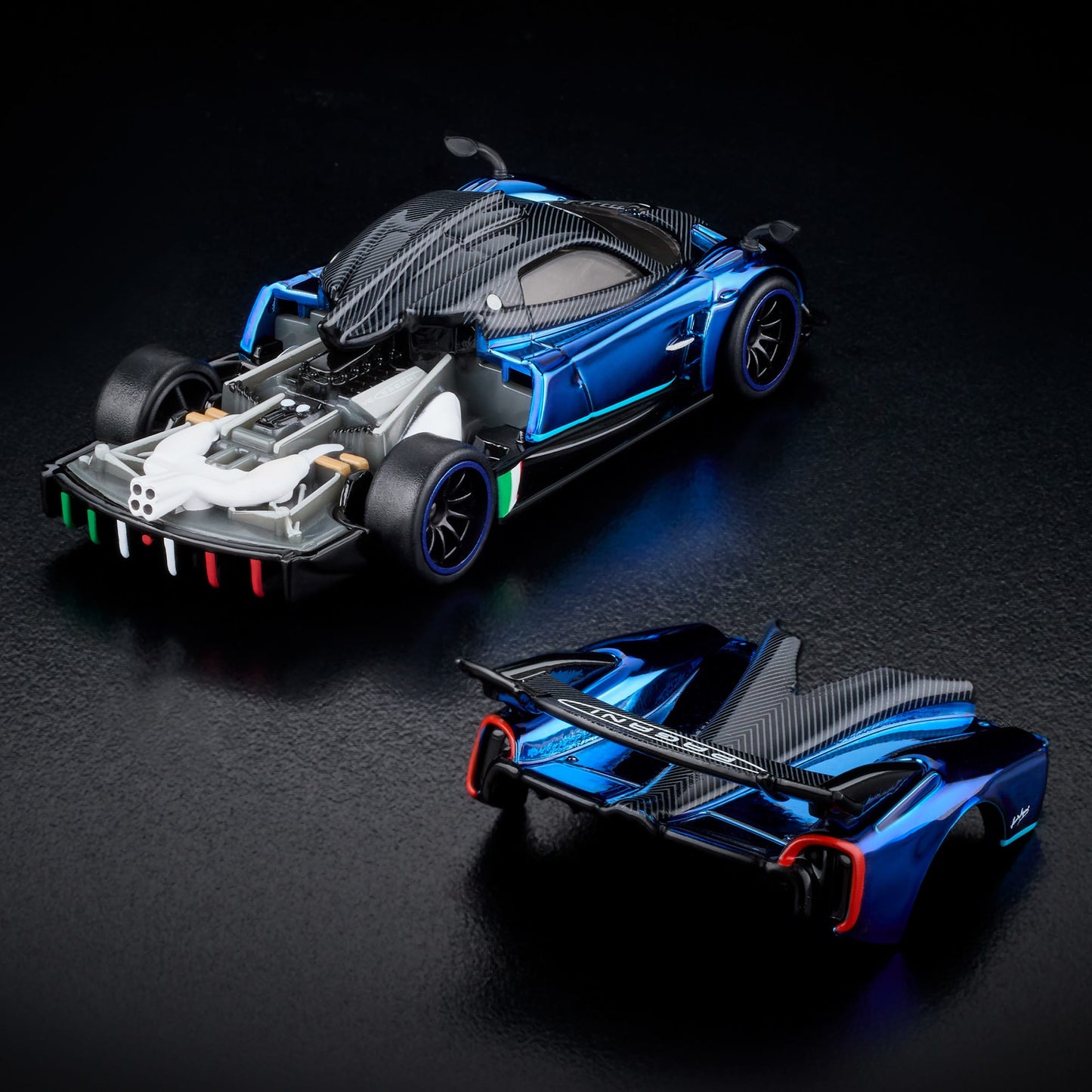 RLC Exclusive 2021 Pagani Huayra R - Mô Hình Siêu Xe Hot Wheels Cao Cấp