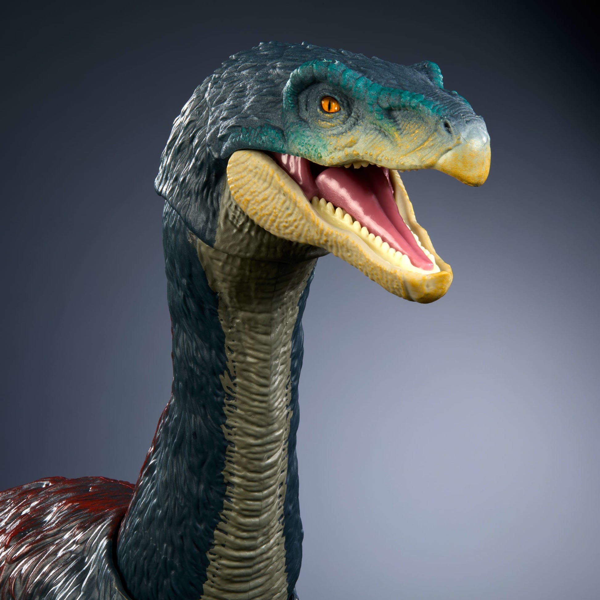 Jurassic World Dominion Hammond Collection Therizinosaurus - Mô hình khủng long cao cấp Mattel - Hình ảnh chi tiết 2