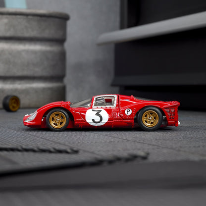 Hot Wheels® Elite 64 1967 Ferrari 330 P4