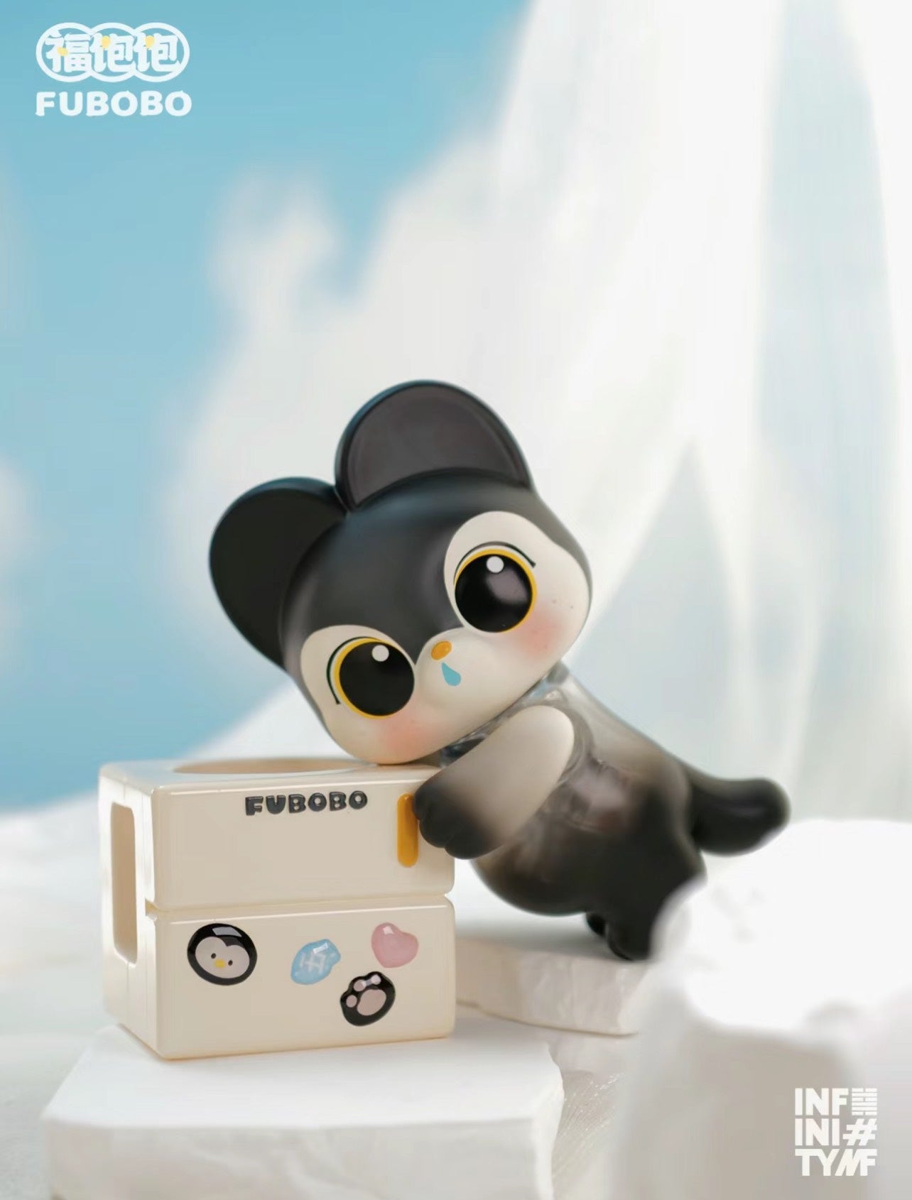 FUBOBO PENGUIN REFRIGERATOR - Mô hình Art Toy Figure Cao Cấp - YAN Studio - Góc nhìn khác 3