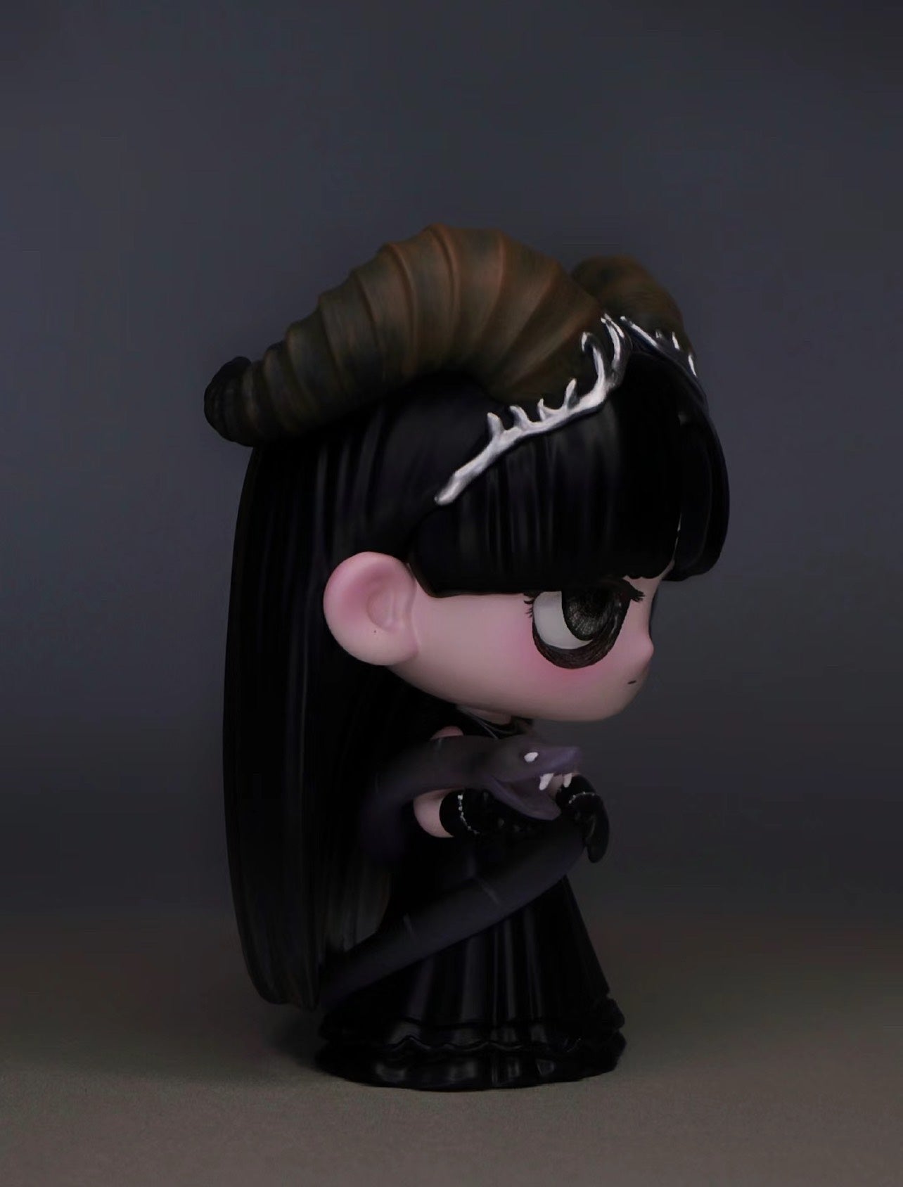 Kiki-Angels and Demons Series-Demons - Mô Hình Figure Nghệ Thuật Cao Cấp - Heyciao - Góc nhìn khác 3