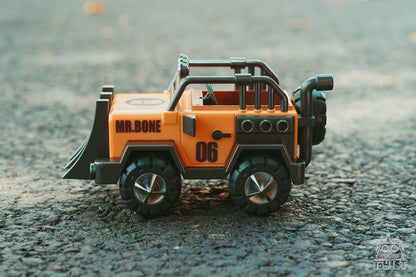 Mr.Bone JR Vehicle - Crazy Jeep - Mô Hình Xe Art Toy My Own Culture - Góc nhìn khác 3