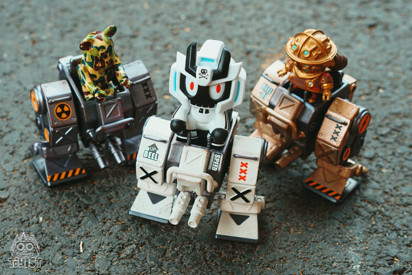 Mr.Bone JR Vehicle - Rogue - Mô Hình Xe Figure Art Toy Chính Hãng My Own Culture - Hình ảnh sản phẩm