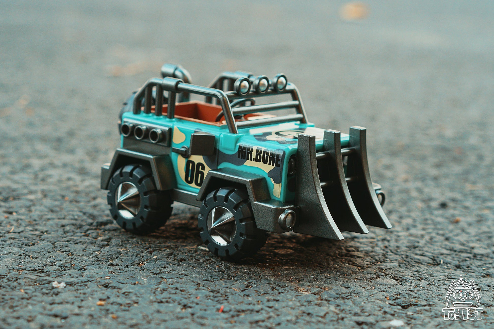 Mr.Bone JR Vehicle - Crazy Jeep - Mô Hình Xe Art Toy My Own Culture - Hình ảnh bổ sung 5