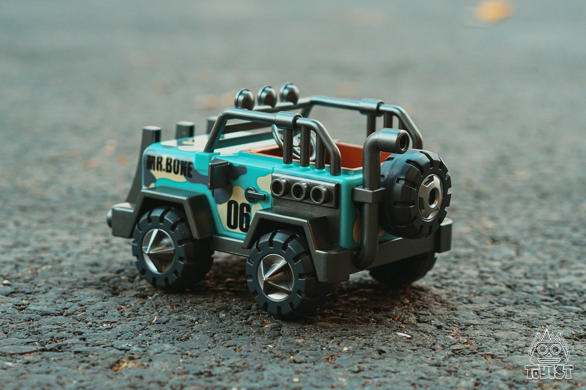 Mr.Bone JR Vehicle - Crazy Jeep - Mô Hình Xe Art Toy My Own Culture - Hình ảnh bổ sung 7