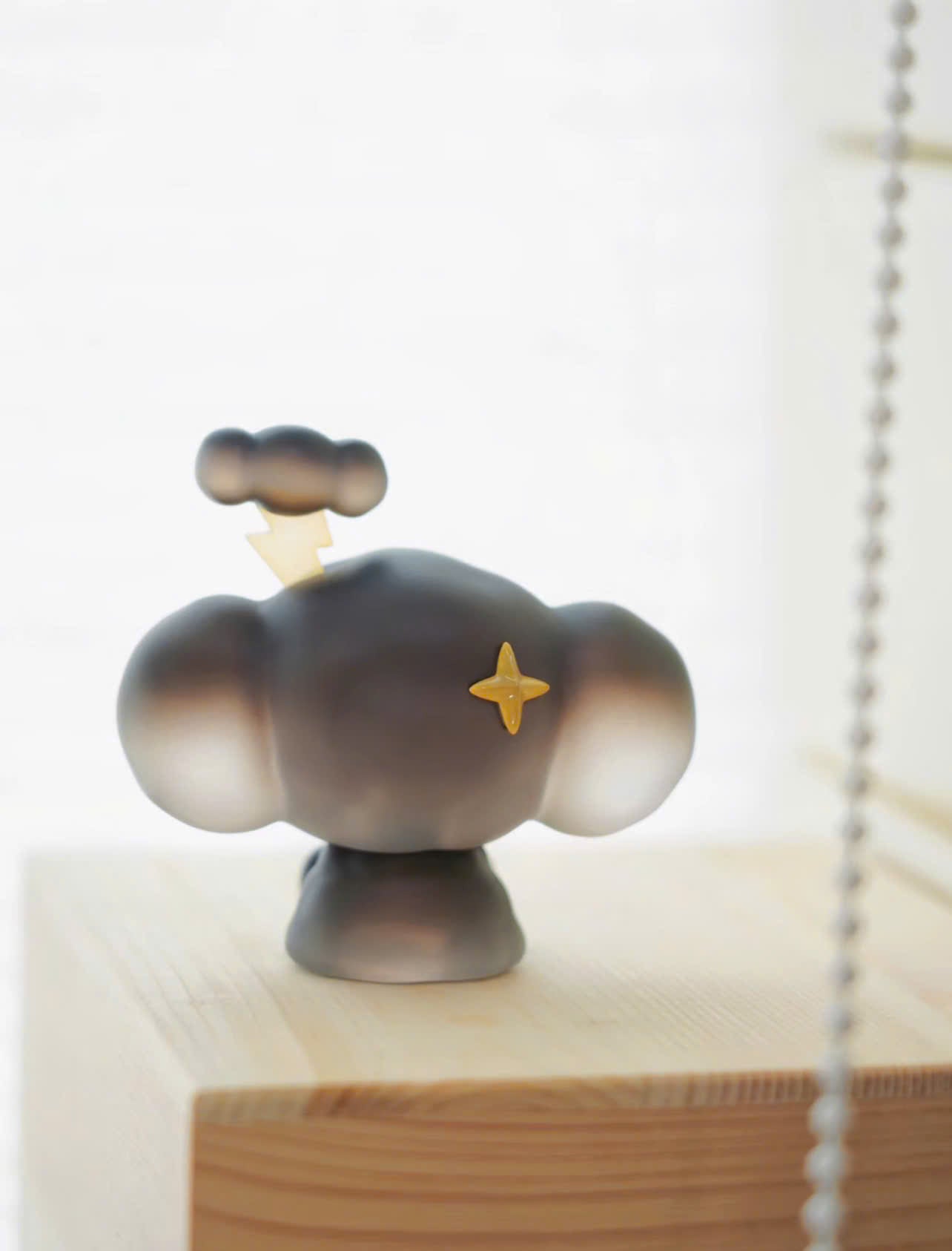 BABY SUSUMI BAD WEATHER - Mô hình Art Toy Cao Cấp - YAN Studio