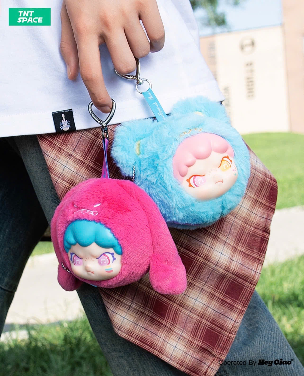DORA Music Festival Vinyl Plush Pendant Blindbox - Móc Khóa Gấu Bông Art Toy - TNT Space - Hình ảnh chi tiết 2
