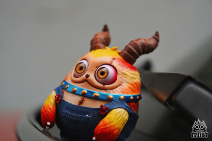 GRrr III Mô Hình Art Toy Sofubi Chính Hãng Monie Studio - Góc nhìn khác 3