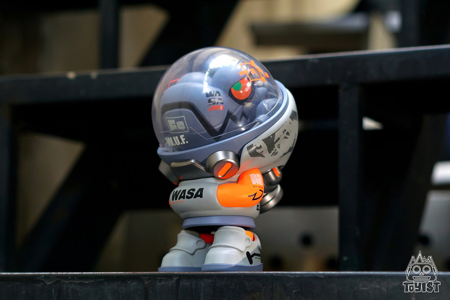 Wasababy Explore206 : Operation Ironman - 18cm Limited Edition | Mô hình Art Toy Cao Cấp - Wasa Toys - Hình ảnh chi tiết 2