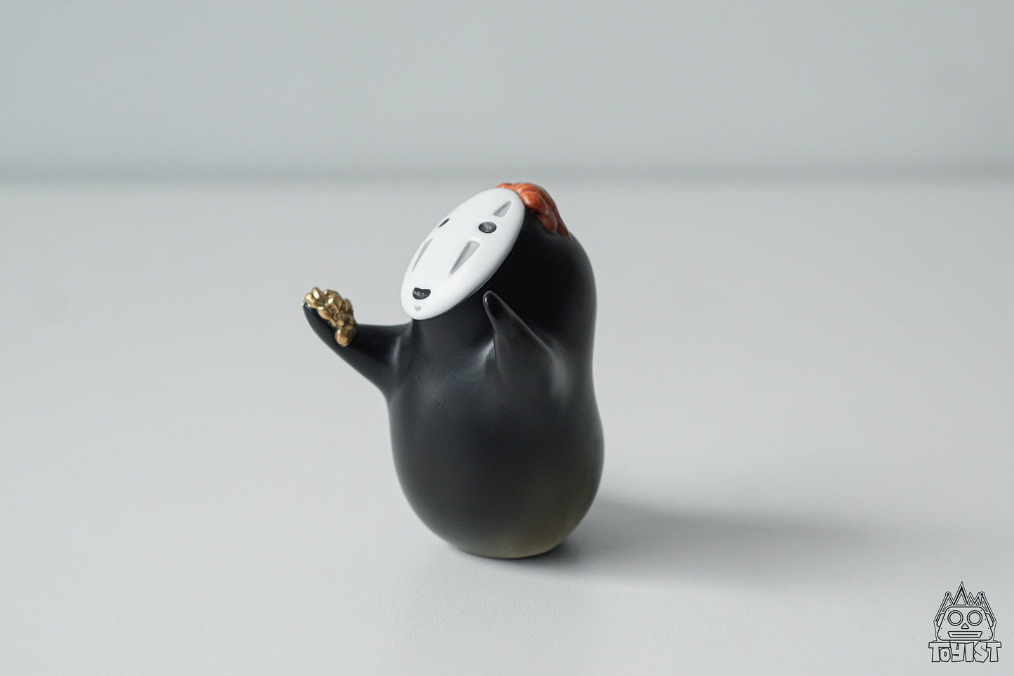 Praying Kaonashi - Mô Hình Vô Diện Cầu Nguyện - TụiTuiDecor