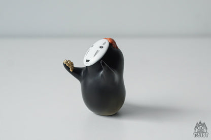 Praying Kaonashi - Mô Hình Vô Diện Cầu Nguyện - TụiTuiDecor