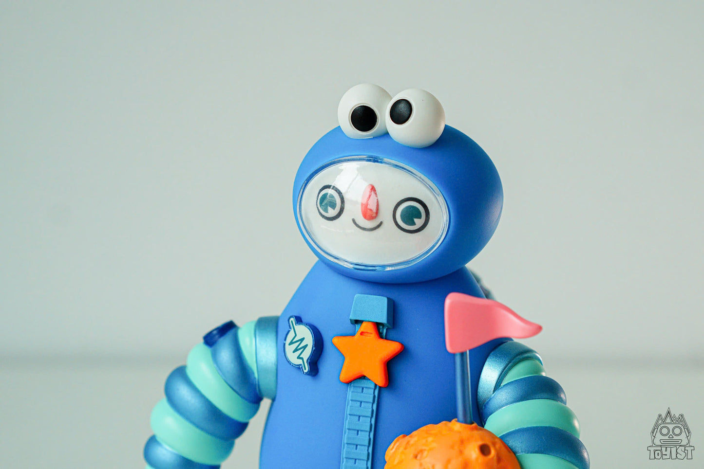 Seasem Street x Little White Vinyl Figure - Mô hình Art Toy cao cấp - Zu & Pi