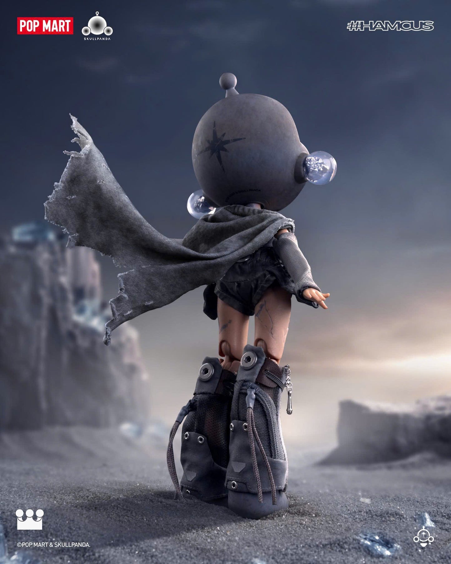 SKULLPANDA × HAMCUS 1/6 Action Figure - Mô Hình Hành Động Pop Mart Chính Hãng