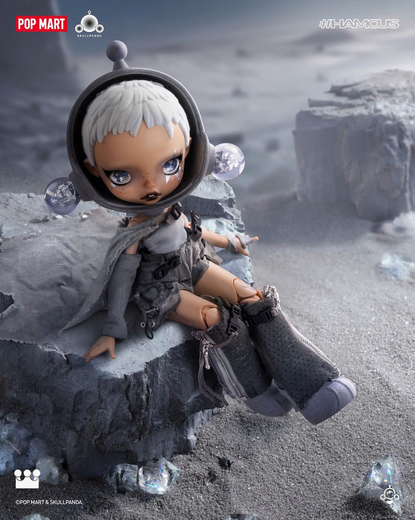 SKULLPANDA × HAMCUS 1/6 Action Figure - Mô Hình Hành Động Pop Mart Chính Hãng