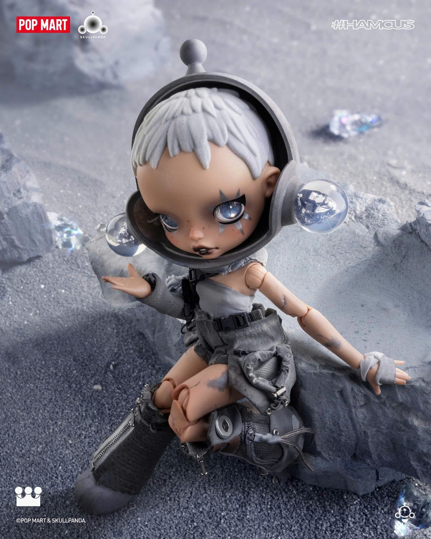 SKULLPANDA × HAMCUS 1/6 Action Figure - Mô Hình Hành Động Pop Mart Chính Hãng